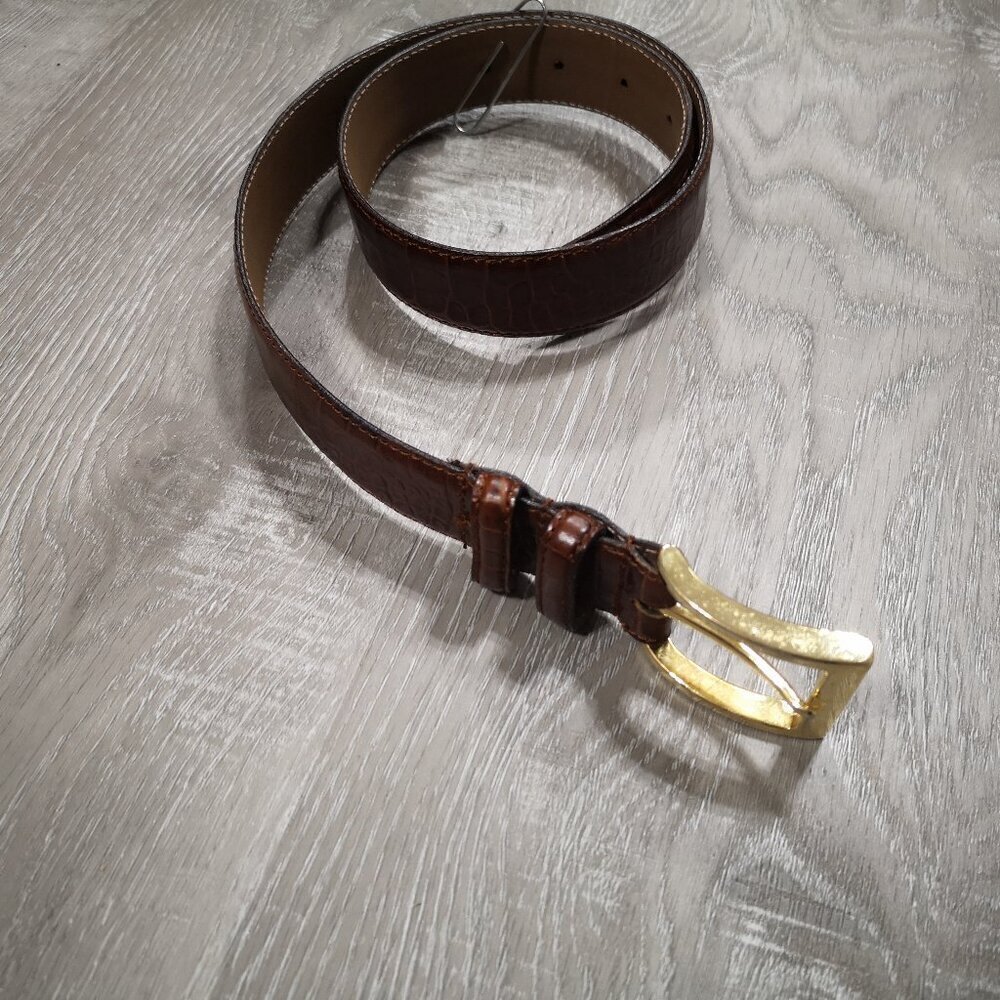 Talbots Ladies Size Small Brown Leather Crocodile Embossed Pattern Belt